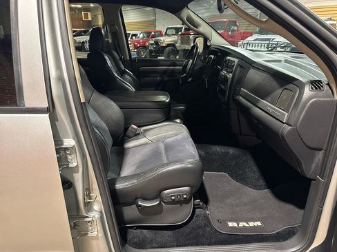 Used 2005 Dodge Ram 1500 Truck 2WD Quad Cab image 61