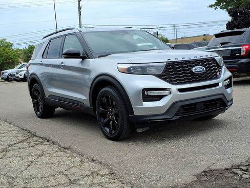 Used 2023 Ford Explorer ST w/ Equipment Group 401A AWD/4WD image 7