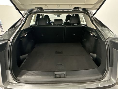 Used 2024 Nissan Ariya AWD image 30