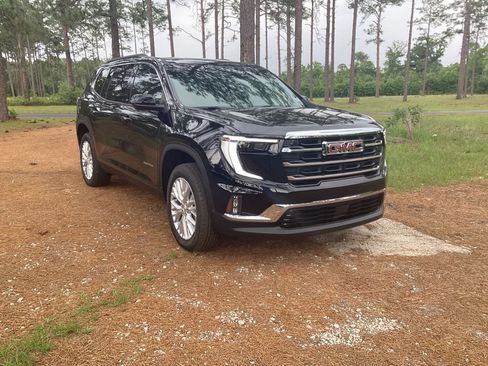 New 2026 GMC Acadia Elevation w/ Elevation Premium Package FWD image 6