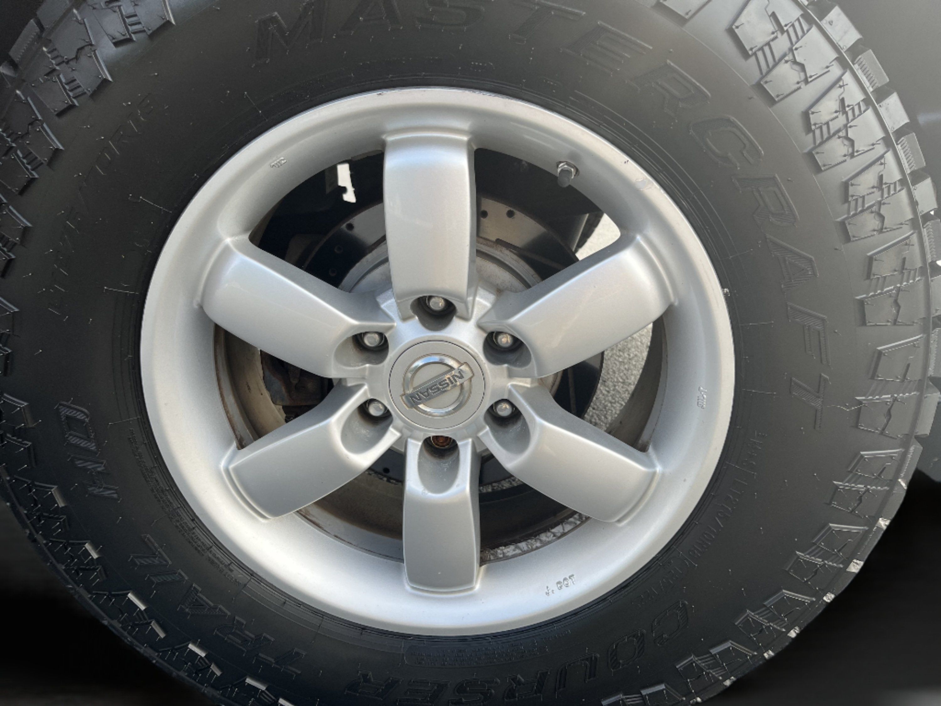 Used 2012 Nissan Titan PRO-4X AWD/4WD image 9