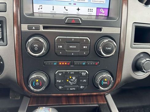 Used 2017 Ford Expedition EL Platinum image 36