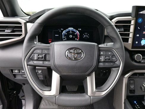 Used 2026 Toyota Tundra Limited AWD/4WD image 14