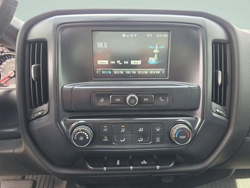 Used 2018 Chevrolet Silverado 1500 Custom w/ Custom Value Package RWD image 23
