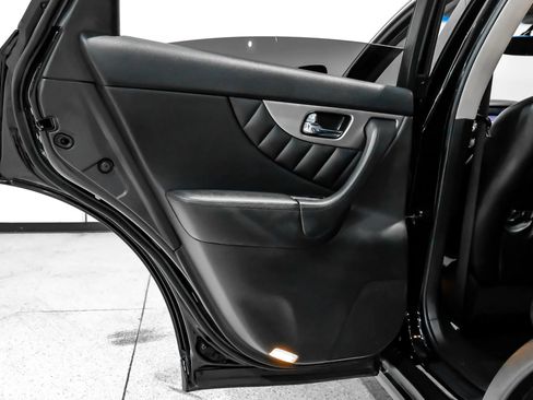 Used 2016 INFINITI QX70 3.7 w/ Premium Package image 51