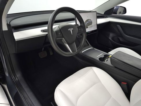 Used 2022 Tesla Model 3 Long Range AWD/4WD image 15