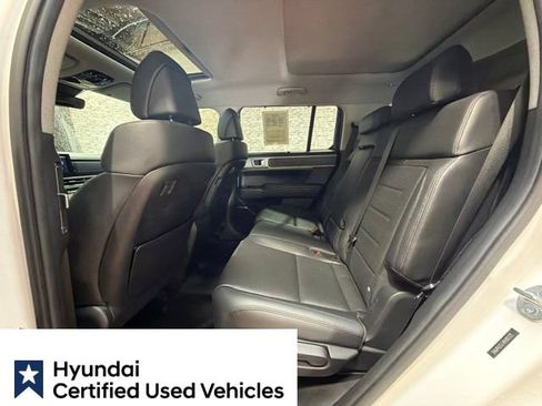 Used 2024 Hyundai Santa Fe Limited AWD/4WD image 16