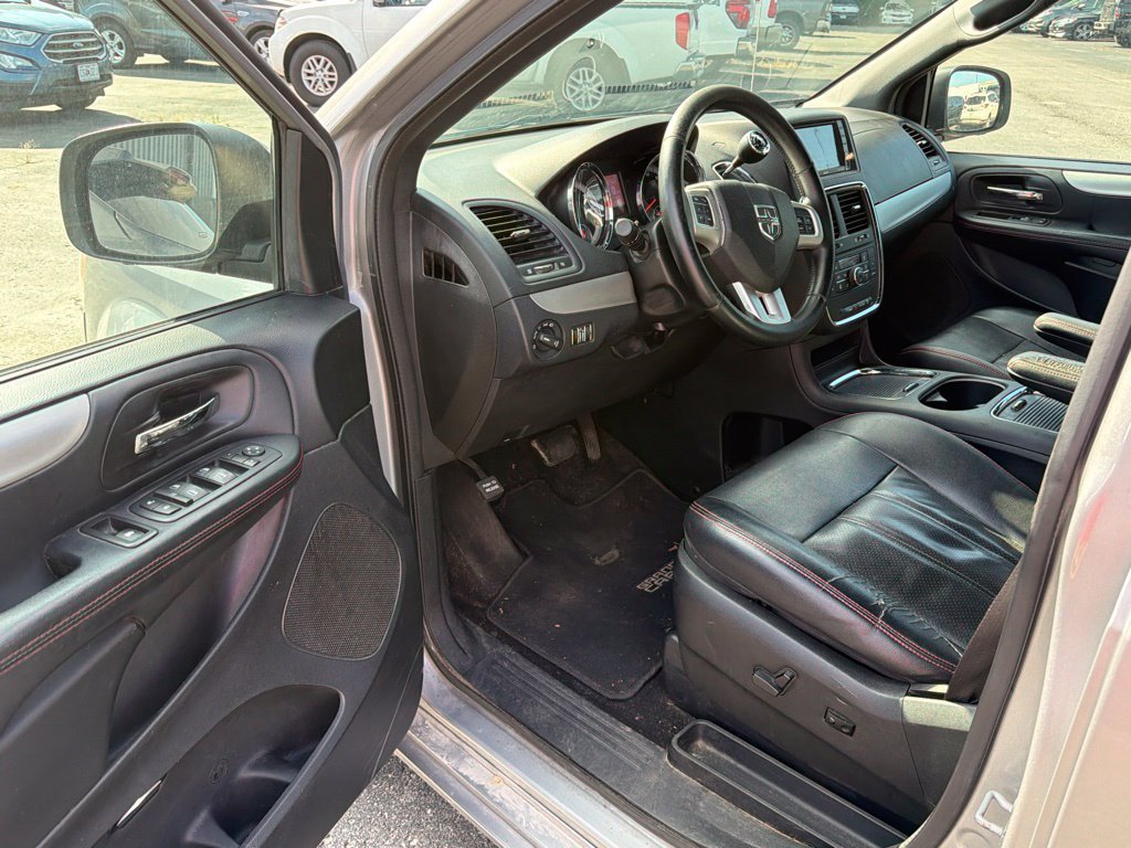 Used 2017 Dodge Grand Caravan GT FWD image 10