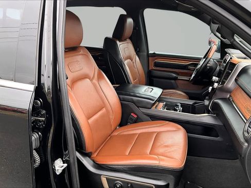 Used 2022 RAM 1500 Limited w/ Body-Colour Bumper Group image 14