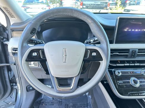 Used 2021 Lincoln Corsair Reserve w/ Equipment Group 201A FWD image 18