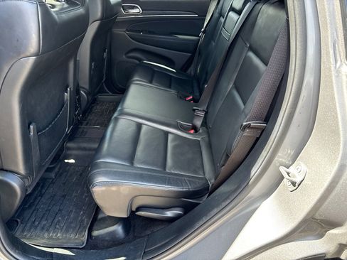 Used 2019 Jeep Grand Cherokee Limited w/ Trailer Tow Group IV AWD/4WD image 11