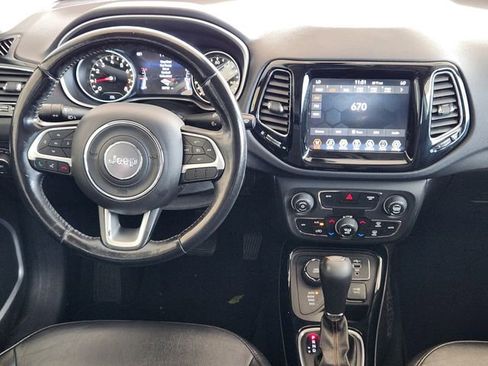 Used 2020 Jeep Compass Limited image 28