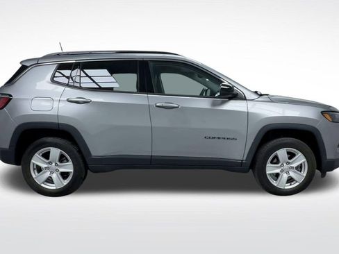 Used 2022 Jeep Compass Latitude w/ Convenience Group AWD/4WD image 12
