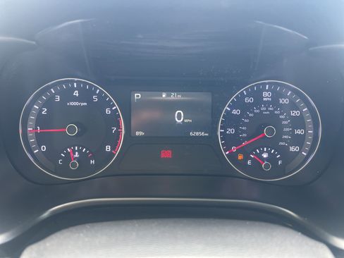 Used 2023 Kia Forte LXS FWD image 2