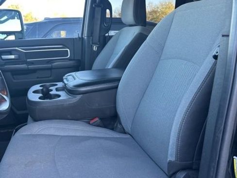 Used 2024 RAM 2500 Big Horn image 5