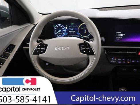 Used 2023 Kia Niro Wind w/ Wind Preserve Package FWD image 16