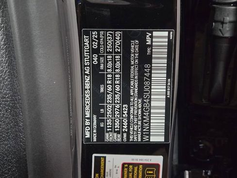 Used 2025 Mercedes-Benz GLC 300 image 29