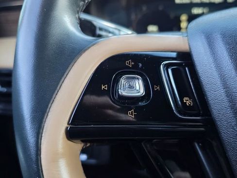 Used 2022 Lincoln Corsair Reserve w/ Elements Package image 22