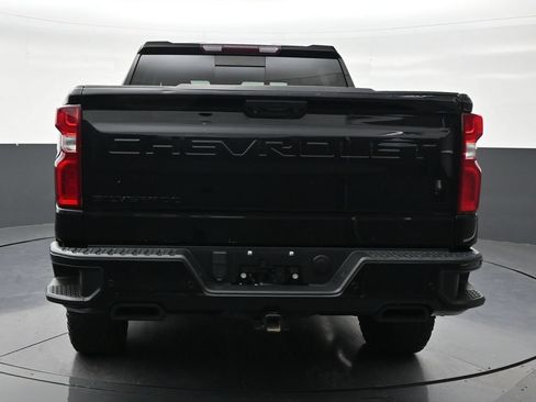 Used 2023 Chevrolet Silverado 1500 LT Trail Boss w/ LT Trail Boss Premium Package AWD/4WD image 4