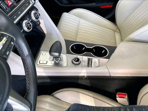 Used 2022 Genesis G70 3.3T w/ Sport Advanced Package image 13