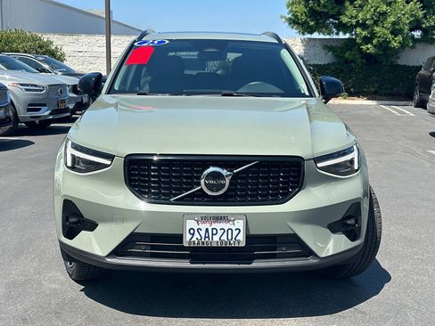 Certified 2025 Volvo XC40 B5 Plus w/ Climate Package image 2