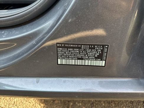 Used 2020 Volkswagen Jetta R-Line w/ R-Line Cold Weather Package image 9