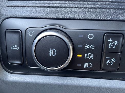 New 2025 Ford F550 4x4 Regular Cab Super Duty image 17