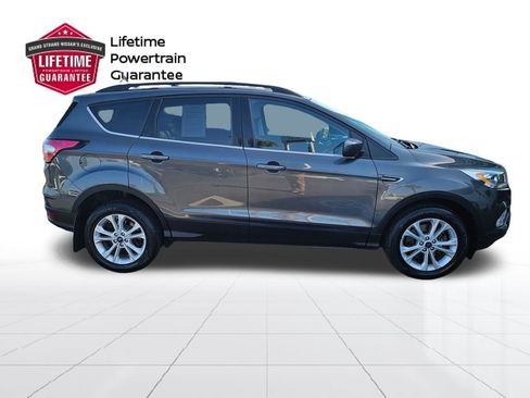 Used 2018 Ford Escape SEL image 6