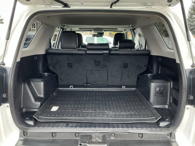 Used 2021 Toyota 4Runner SR5 Premium w/ Moonroof Package AWD/4WD image 23