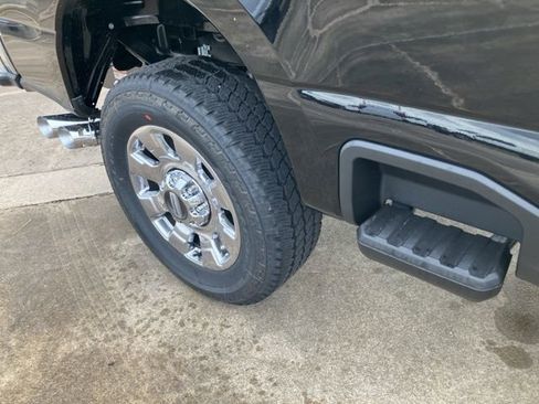 New 2025 Ford F250 Lariat w/ Lariat Ultimate Package image 12