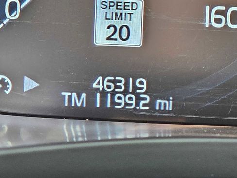 Used 2021 Volvo XC60 T5 Inscription image 25