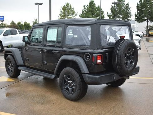 Used 2025 Jeep Wrangler Sport image 7