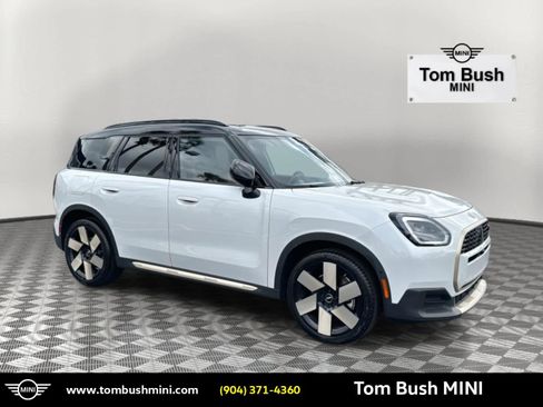 Certified 2025 MINI Cooper Countryman S w/ Comfort Package Max image 1