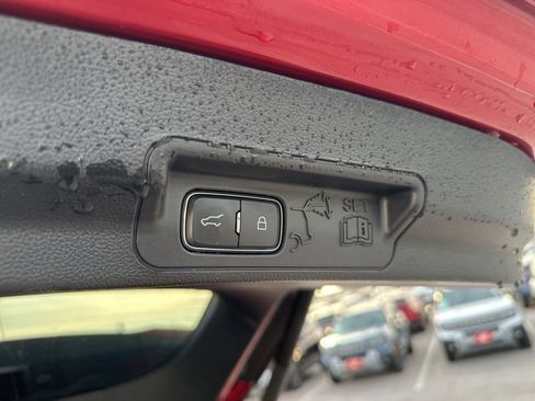 Used 2020 Ford Explorer Limited image 42