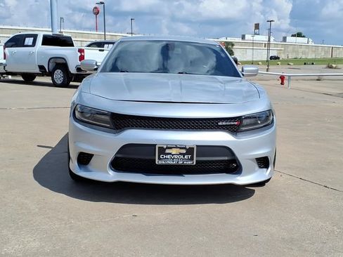 Used 2022 Dodge Charger SXT w/ Cold Weather Package AWD/4WD image 2