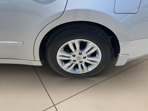 Used 2012 Nissan Altima 2.5 S w/ Convenience Pkg FWD image 38