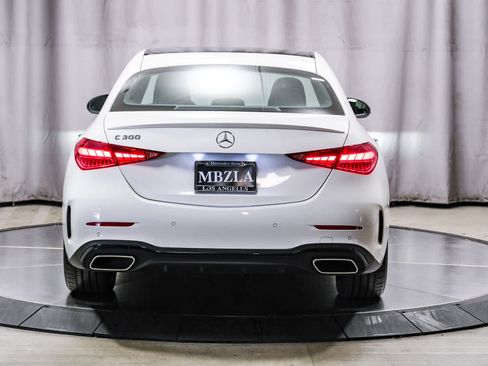 Used 2023 Mercedes-Benz C 300 Sedan image 3