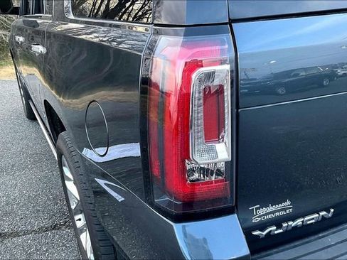 Used 2019 GMC Yukon Denali w/ Denali Ultimate Package image 23