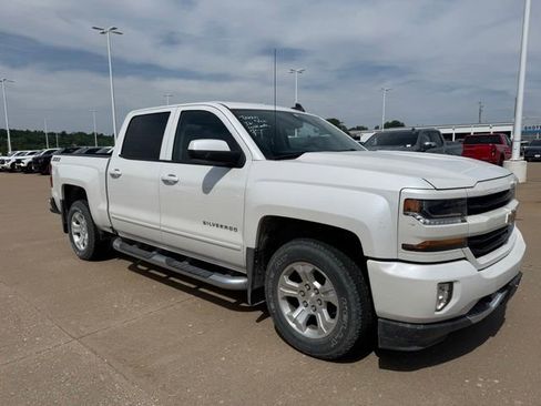 Used 2017 Chevrolet Silverado 1500 LT w/ All Star Edition AWD/4WD image 1