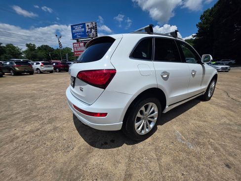Used 2016 Audi Q5 2.0T Premium Plus w/ Technology Package AWD/4WD image 5