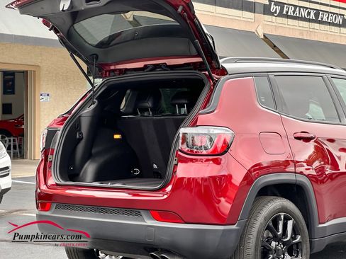 Used 2022 Jeep Compass Altitude w/ Convenience Group image 13