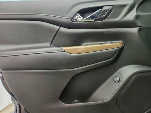 Used 2020 GMC Acadia SLE w/ Driver Convenience Package FWD image 23