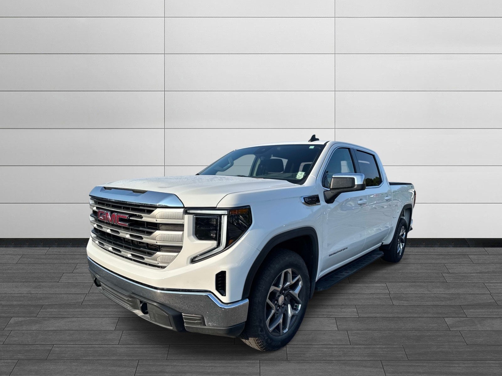 Used 2023 GMC Sierra 1500 SLE AWD/4WD image 7