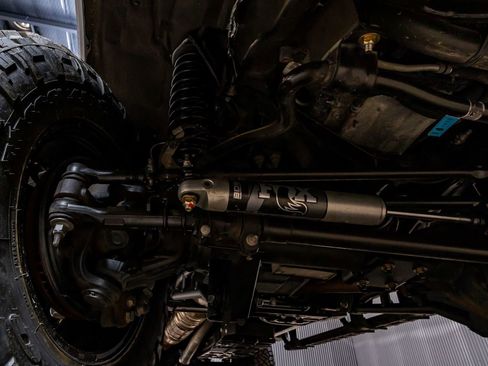 Used 2024 Ford F250 Lariat w/ Sport Appearance Package image 14