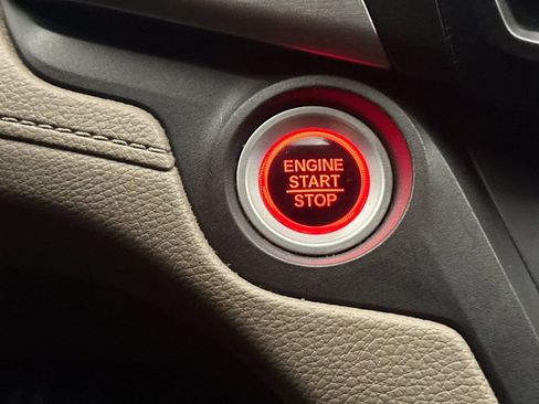 Used 2019 Honda Odyssey LX image 23