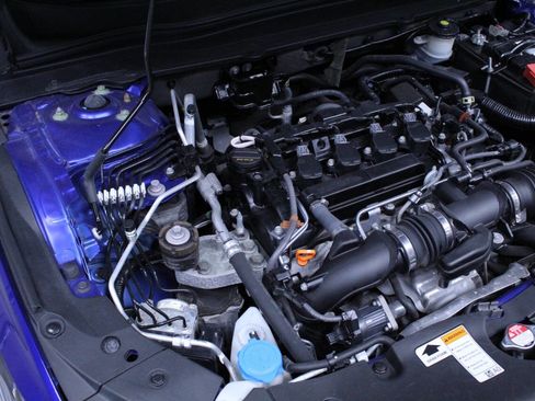 Used 2022 Honda Accord Sport image 11