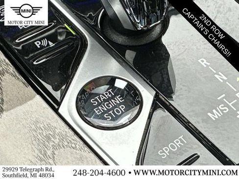 Used 2022 BMW X7 xDrive40i w/ Executive Package image 32