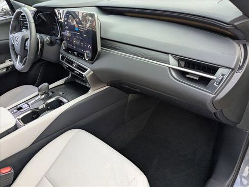 Used 2023 Lexus RX 350 Premium image 21