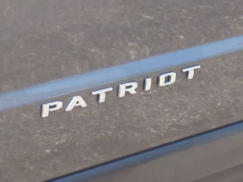 Used 2016 Jeep Patriot High Altitude FWD image 13