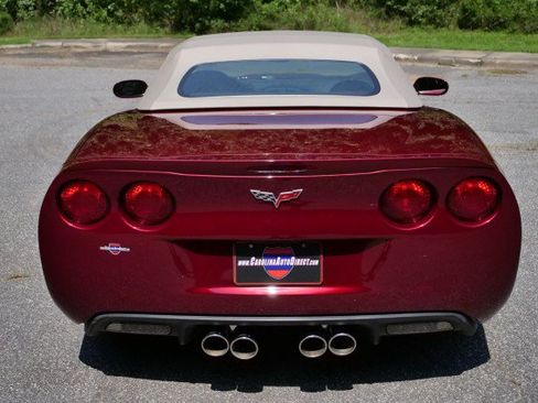 Used 2007 Chevrolet Corvette Convertible w/ Preferred Equipment Group RWD image 8